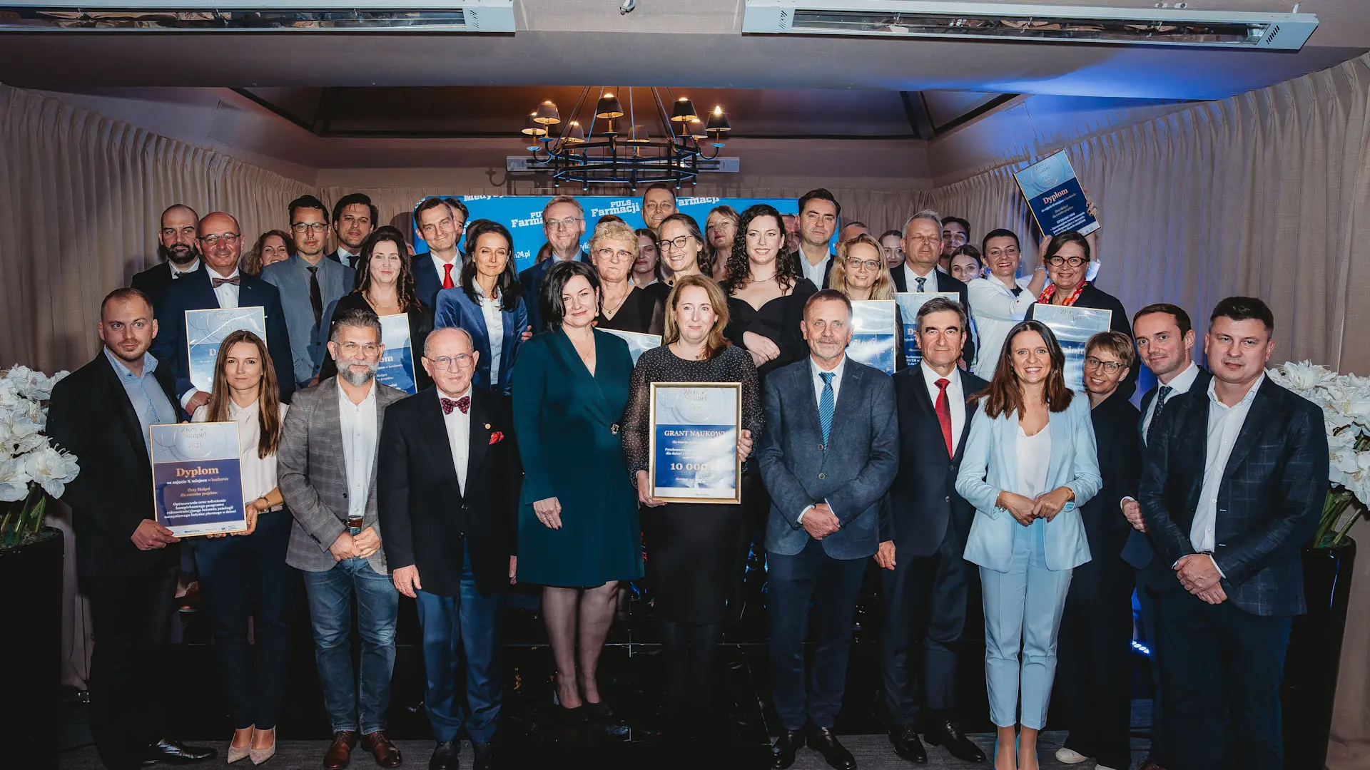 Złoty Skalpel 2025: Innowacyjne projekty naukowców z WUM docenione!