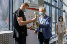 Olympian Konrad Czerniak wins the Medical University of Warsaw Rector's Cup