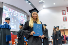 „We did it!” – absolwenci WNoZ odebrali dyplomy