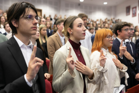 „Medycyna to sztuka i powołanie”. Immatrykulacja studentów kierunku lekarskiego